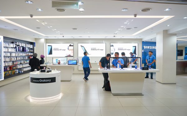 Samsung store